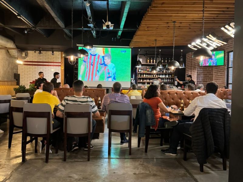 Partidos de Fútbol en Restaurante Denver