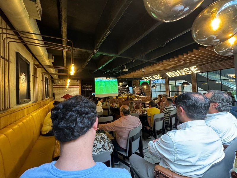 Partidos de Fútbol en Restaurante Denver